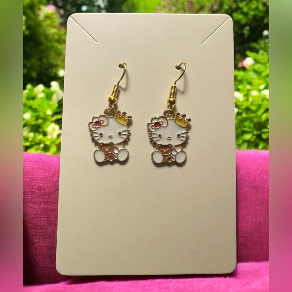 Set of 2 Hello Kitty earrings - Picture 4 of 4